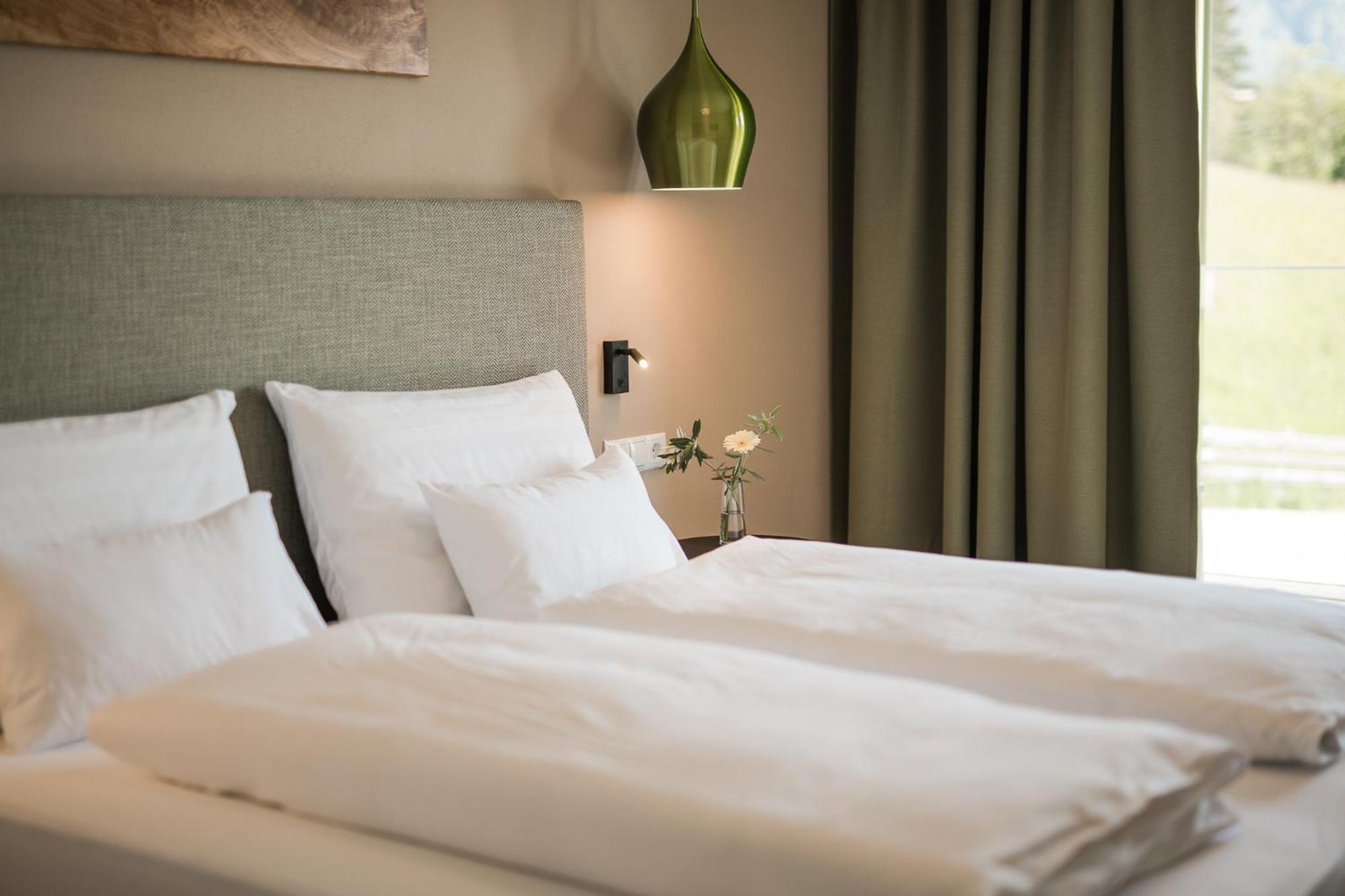 Oliven- & Genusshotel Hirzer Schenna Room photo